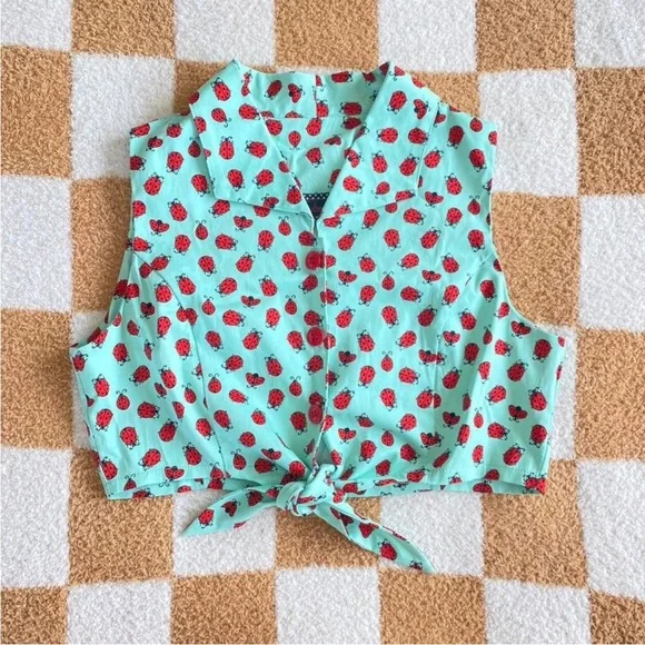 NWOT Voodoo Vixens Ladybug Pin Up Girl Tie Crop Top / Size XL - Picture 3 of 4